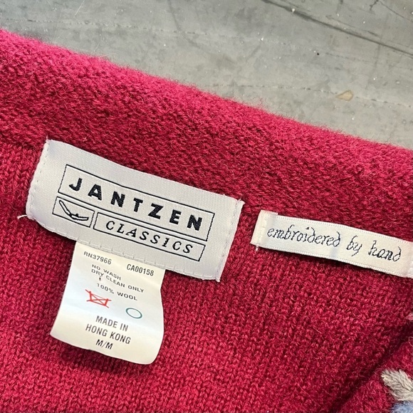 Vintage Jantzen Maroon Shawl Collared Wool Cardigan Hand Embroidered Flowers M/L - Picture 5 of 9